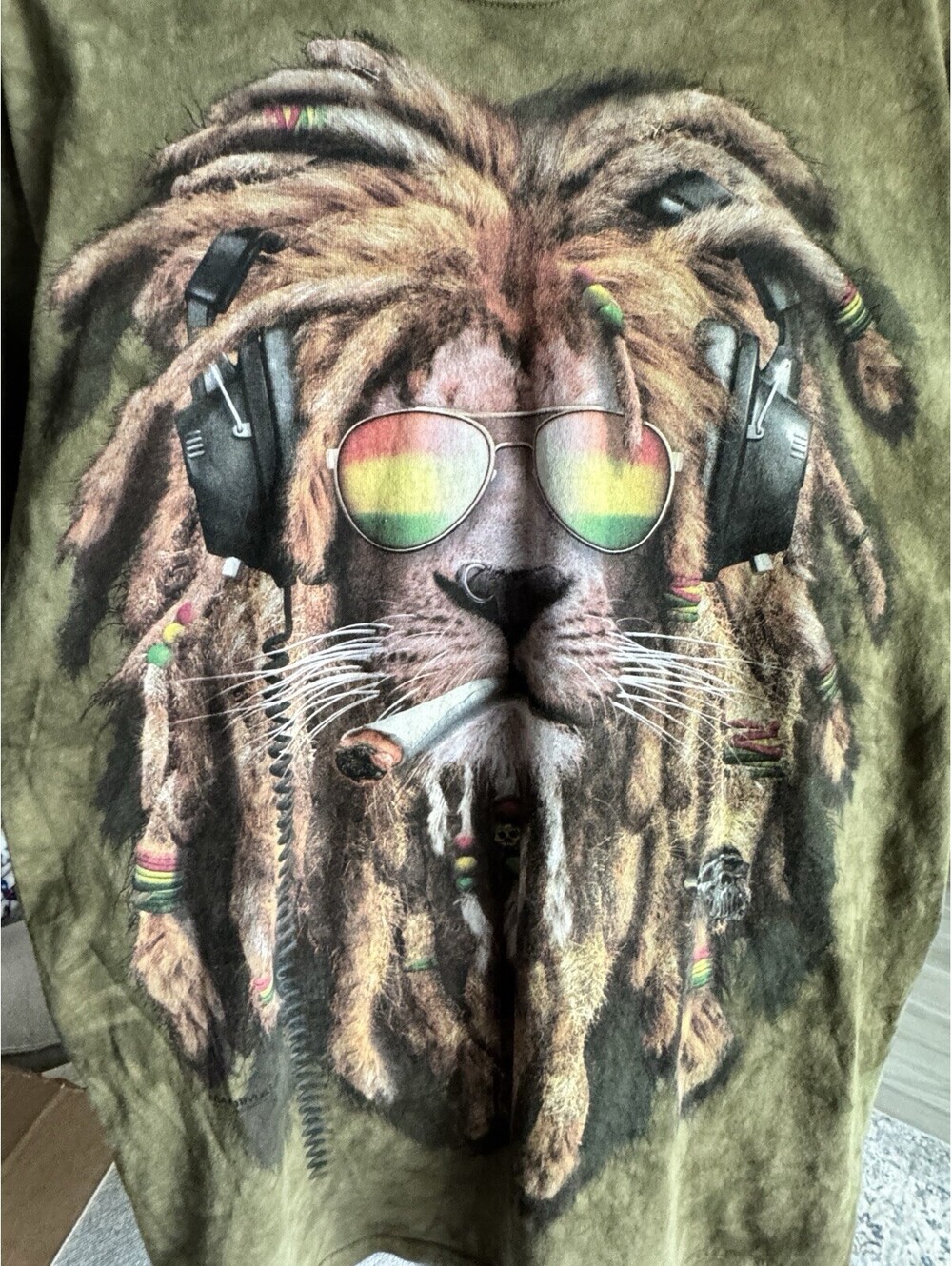 The Mountain Rasta Lion Shirt Mens L Green Manimals Graphic Reggae 2011